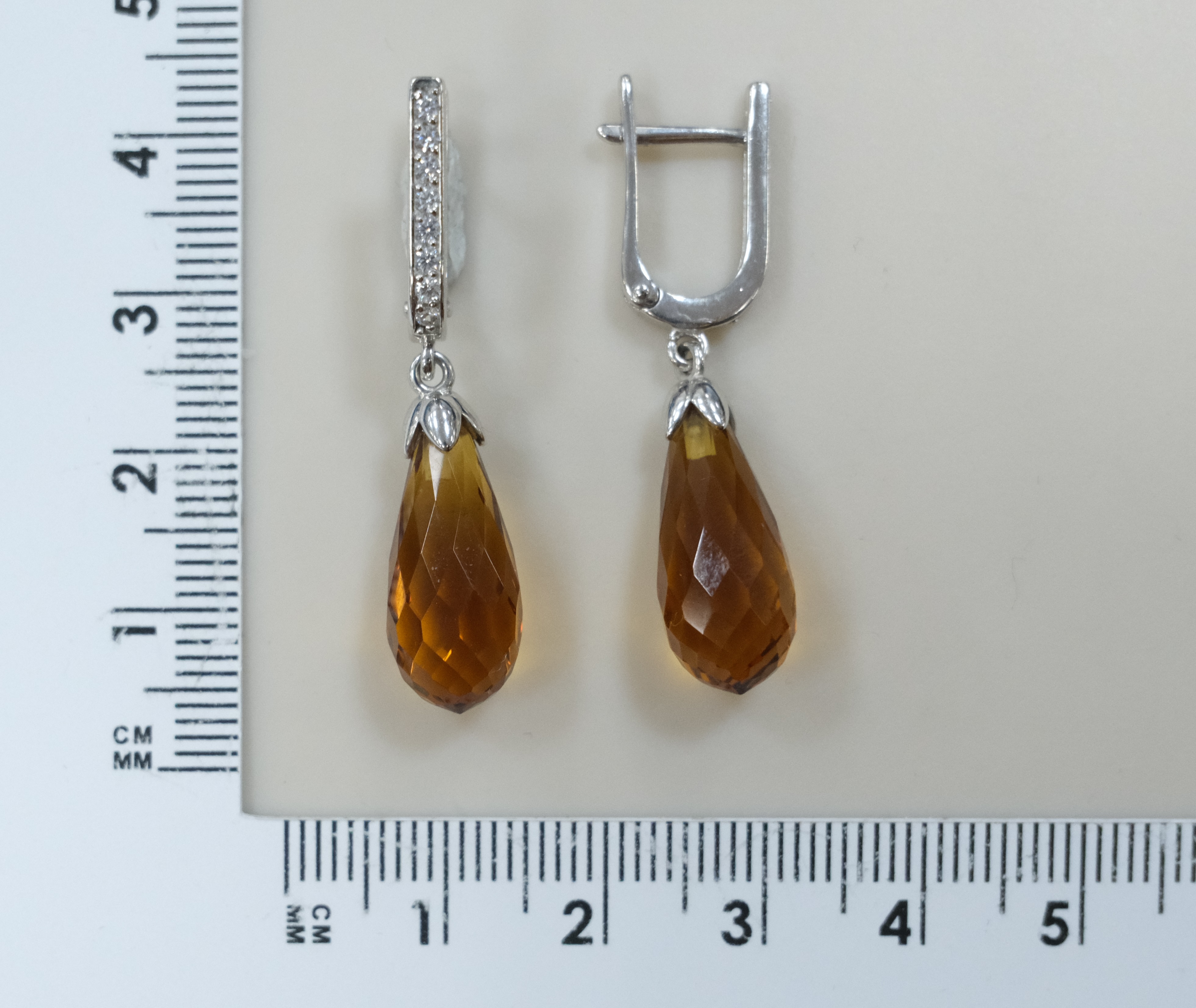 Серебряные серьги с цитринами